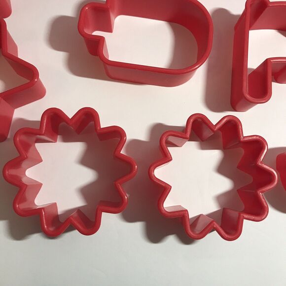 Cookie Cutters Sandwich Makers Art Molds Playdoh Plastic Red Set of 12 Shapes - Picture 7 of 7